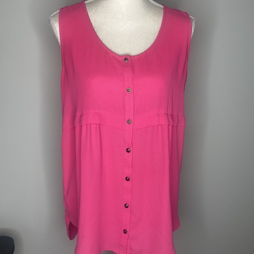 Women’s Pleione Sleeveless Magenta Blouse Medium